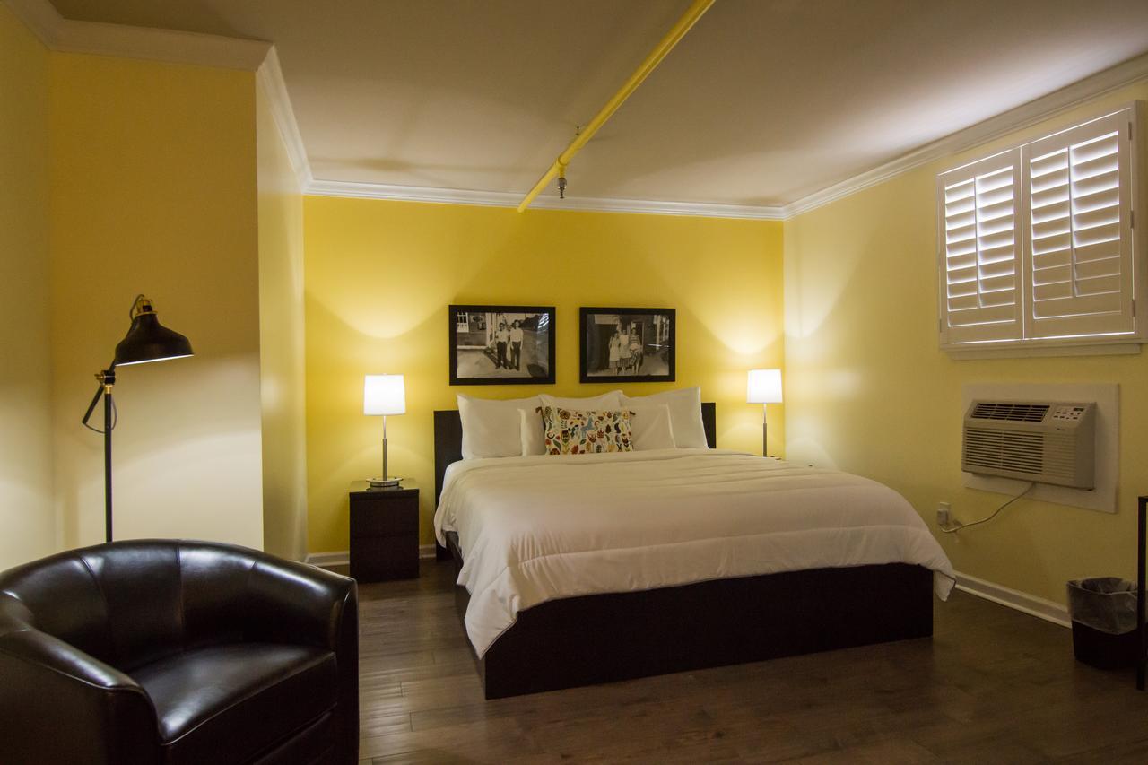 The Sherman Inn Batesville Bagian luar foto